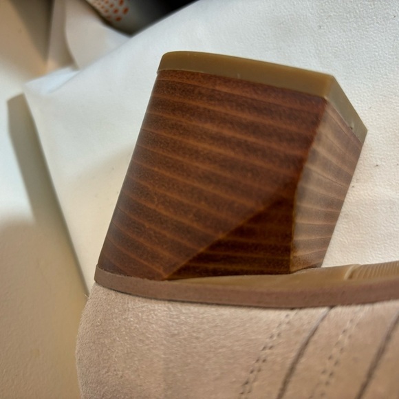 FRANCO SARTO Sz 9 Takoma Booties Low Top Pointy Toes Western Styling Boots - Picture 9 of 11